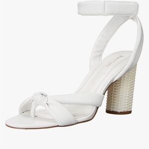 NWT. Franco Sarto Elegant White Heeled Sandals